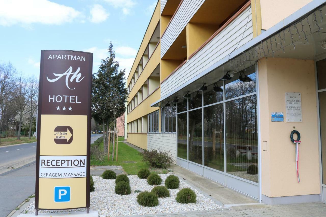 Apartman Hotel Buk Bagian luar foto